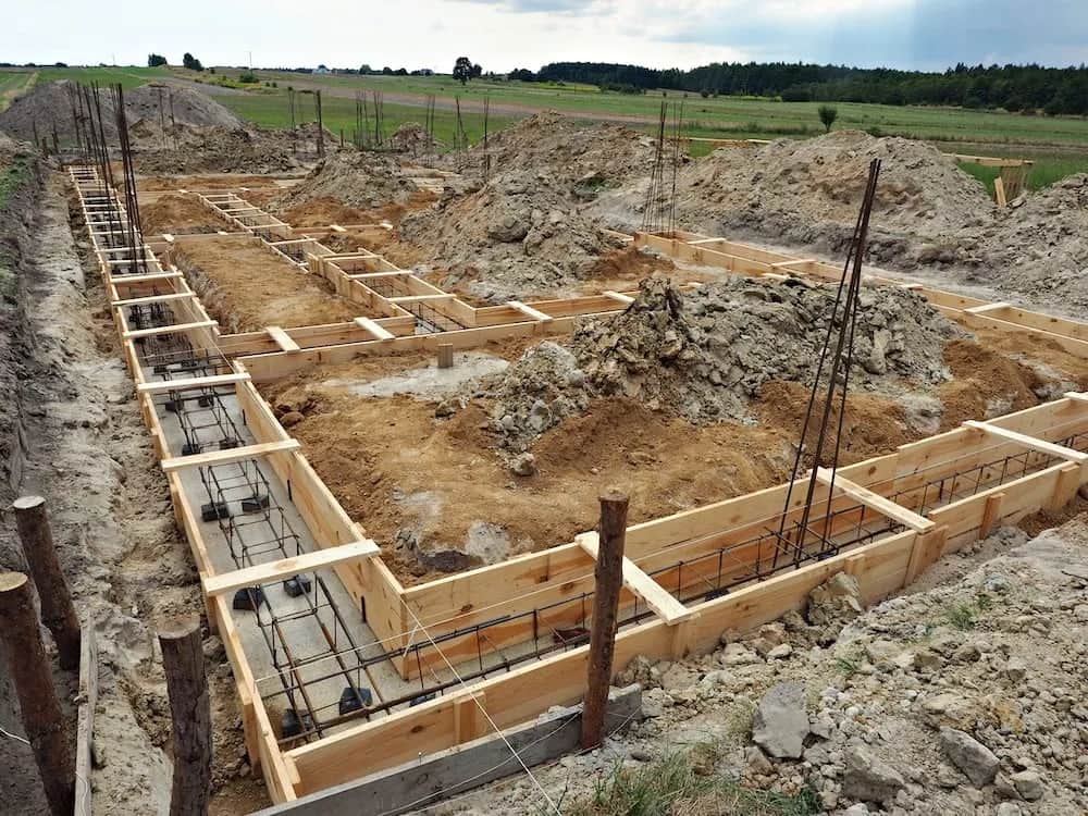 Płyta fundamentowa czy fundament - co wybrać, aby uniknąć problemów?