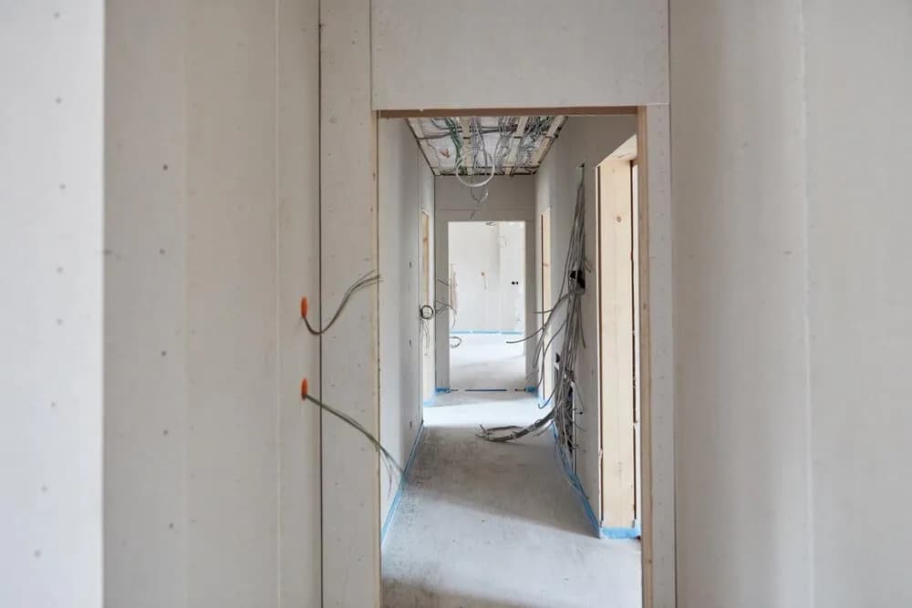 Ile kosztuje remont przedpokoju? Sprawdź, jak uniknąć wysokich wydatków